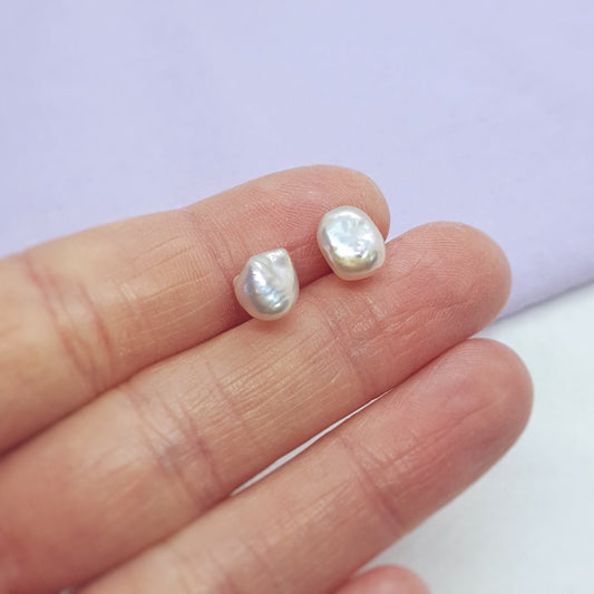 Light Mauve Keshi Pearl and Silver Earrings - Katherine Seaman Jewellery