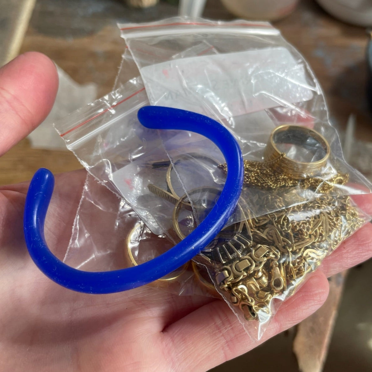 remodelling heirloom gold jewellery into a bangle