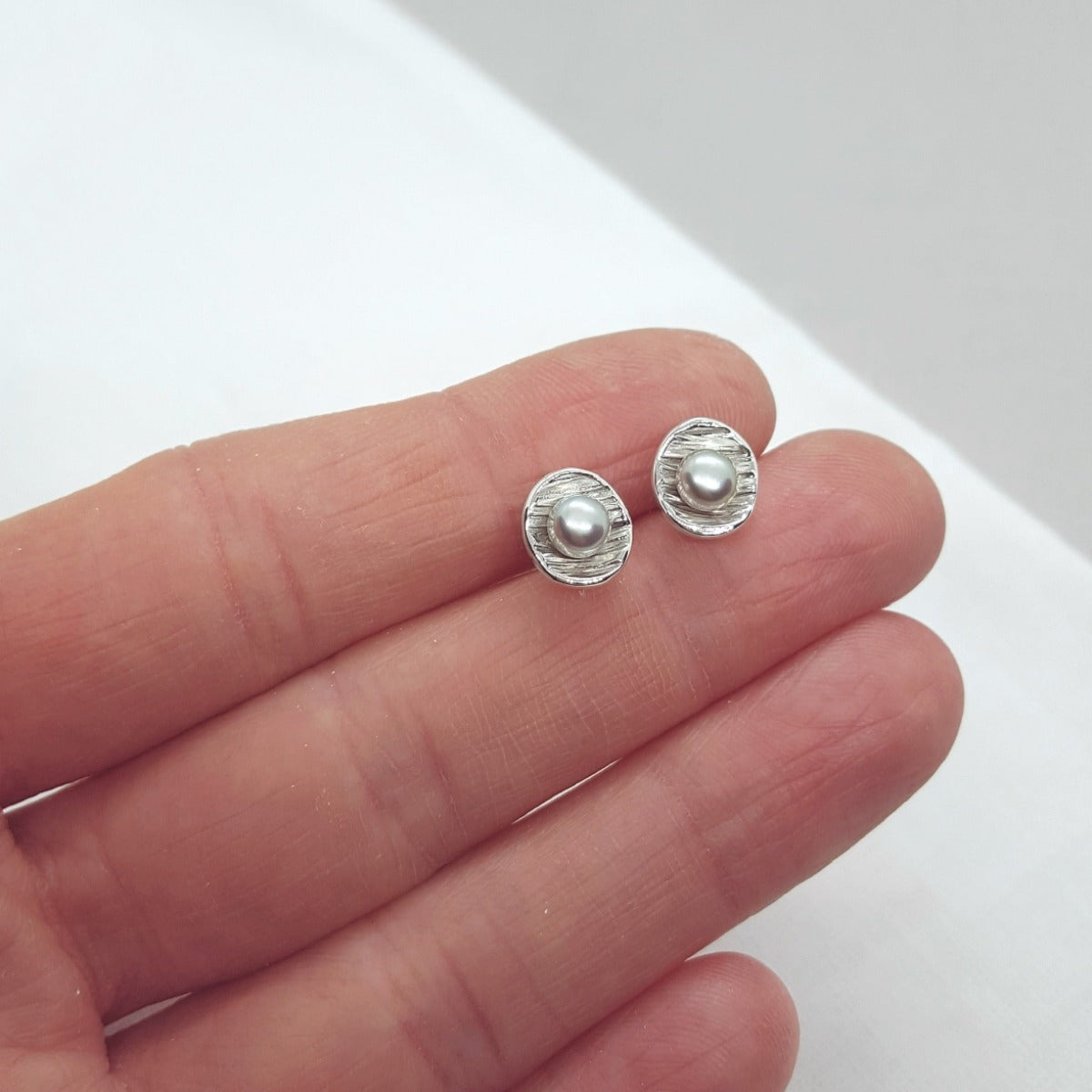 grey freshwater pearl silver handmade earrings